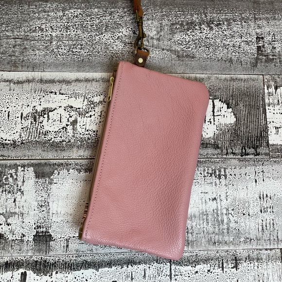 Add a Touch of Glam with a Unique Leather Pink & Metallic Gold Wristlet - Picture 7 of 11